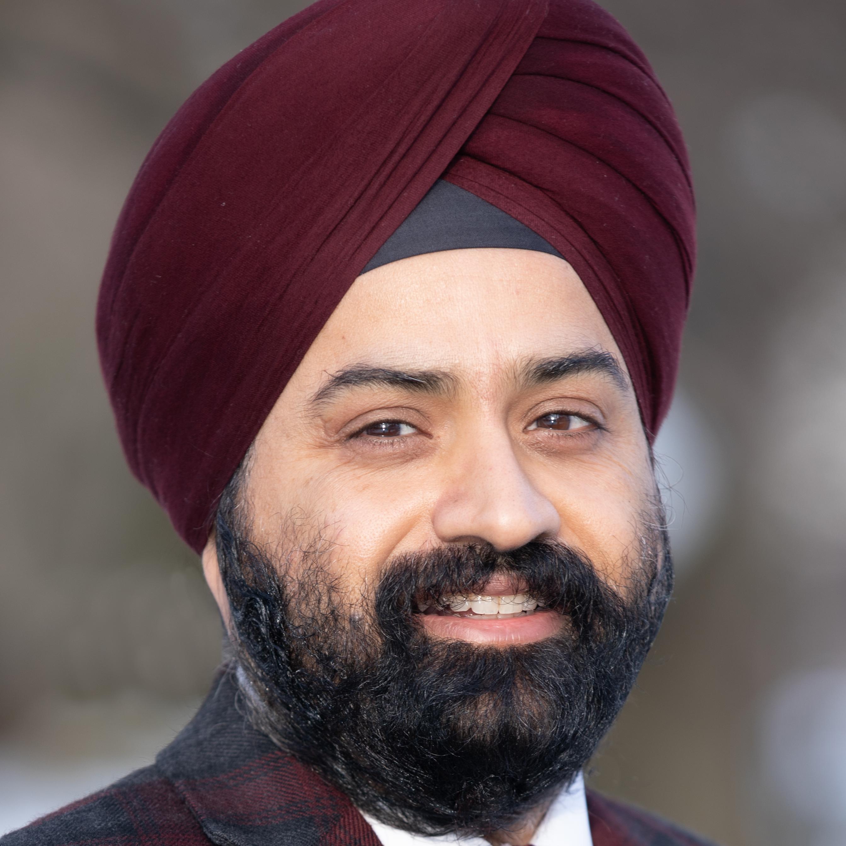 Roshi Singh Dandona, Global Head of Hedge Fund Solutions